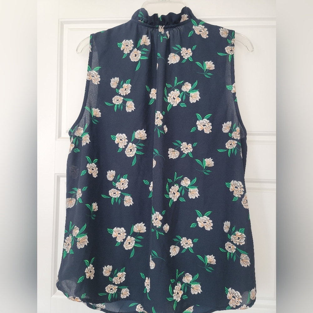 (NWOT) Banana Republic floral sleeveless blouse in MP - Picture 4 of 6